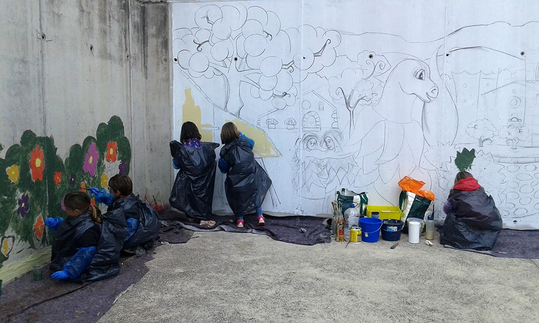 Taller de Pintura Mural en Escuela