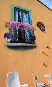 Trampantojo: Pintura Mural en patio de vivienda particular